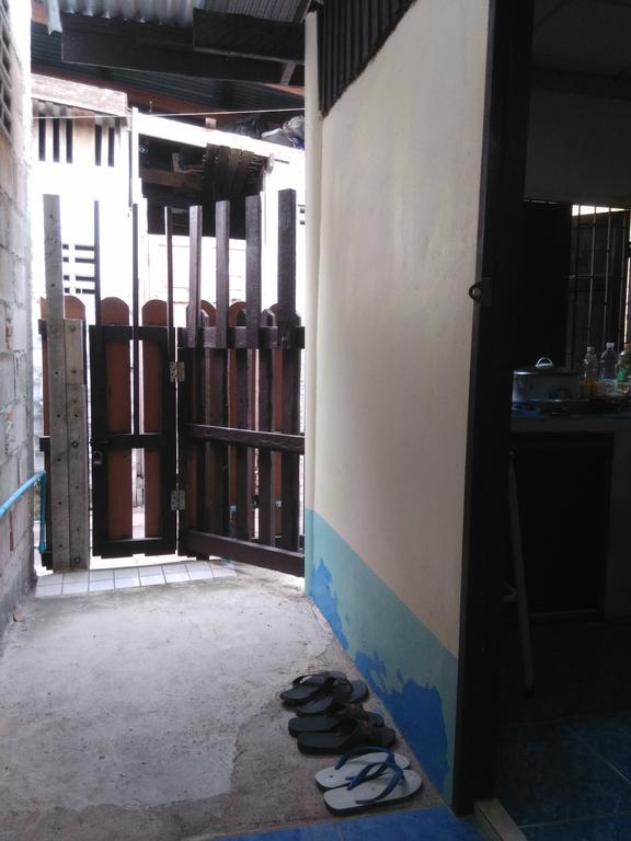 Patchaya Guesthouse Amphawa Exterior foto